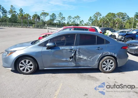 2022 Toyota Corolla Le z USA, uszkodzony, nr VIN 5YFEPMAE7NP308525